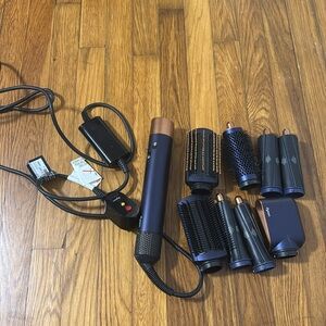 Dyson Airwrap Blue & Gold